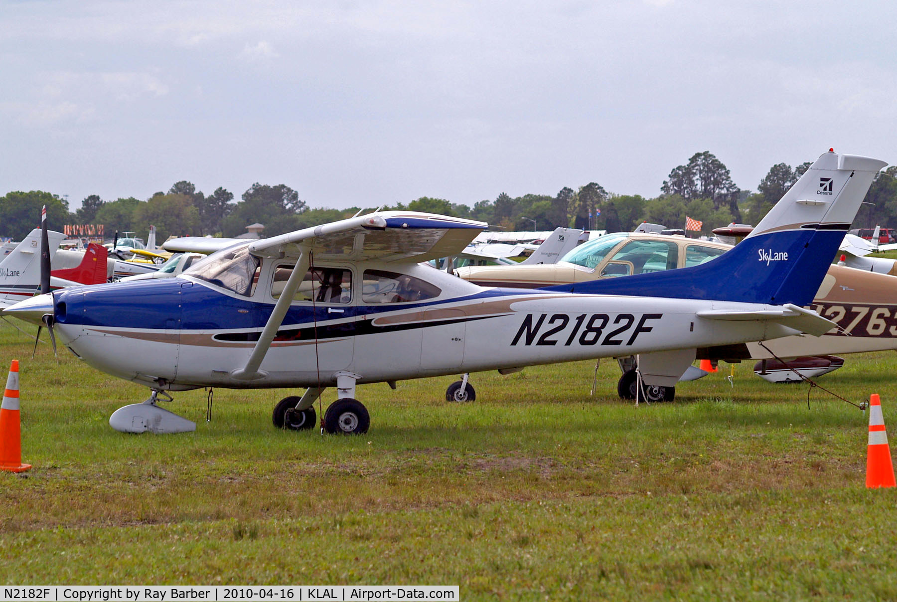 N2182F, 2004 Cessna 182T Skylane C/N 18281340, N2182F   Cessna 182T Skylane [182-81340] Lakeland-Linder~N 16/04/2010