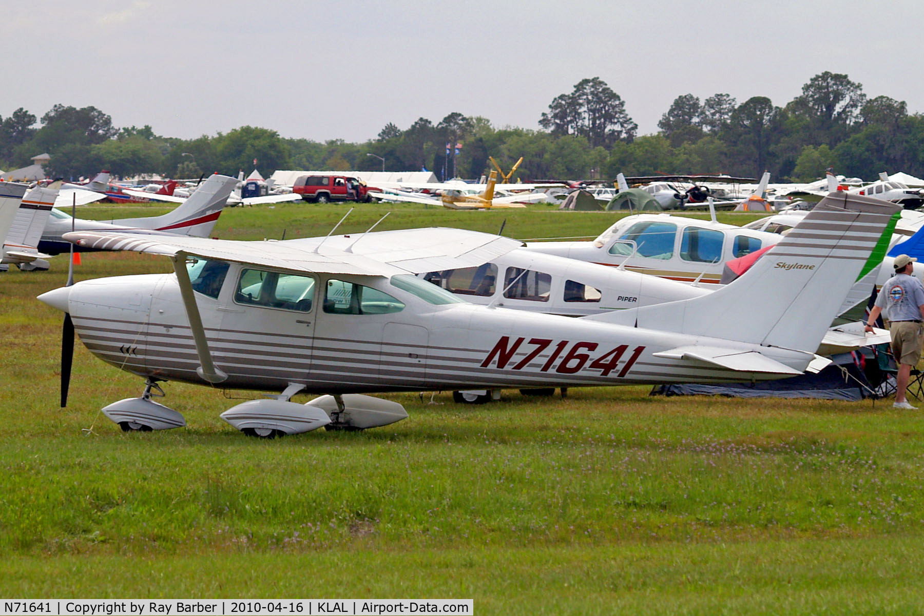 N71641, 1969 Cessna 182M Skylane C/N 18259701, N71641   Cessna 182M Skylane [182-59701] Lakeland-Linder~N 16/04/2010