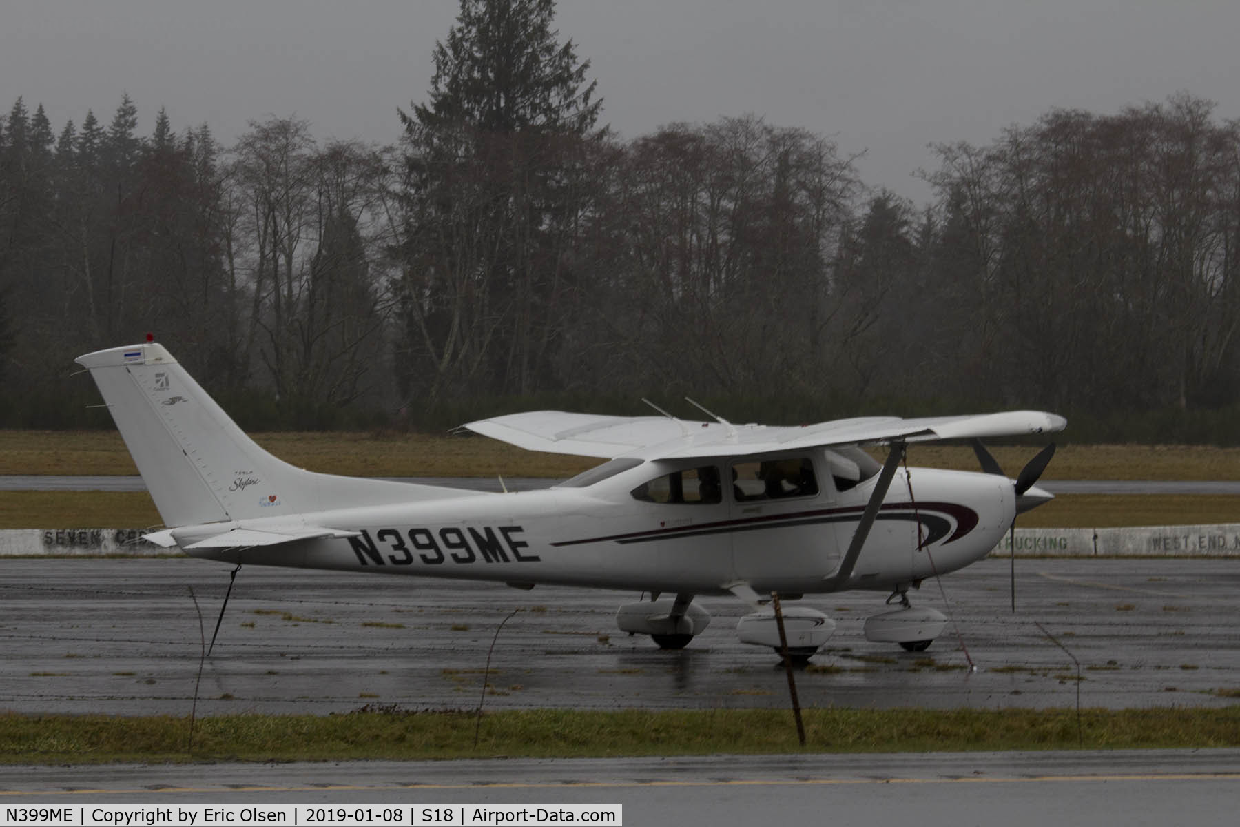 N399ME, 2000 Cessna 182S Skylane C/N 18280878, A Cessna 182 on a stormy day in Forks, WA.