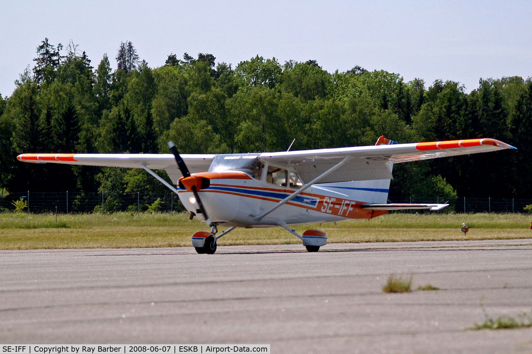 SE-IFF, 1980 Reims F172M Skyhawk Skyhawk C/N 1969, SE-IFF   R/Cessna F.172N Skyhawk [1969] Stockholm-Barkarby~SE 07/06/2008