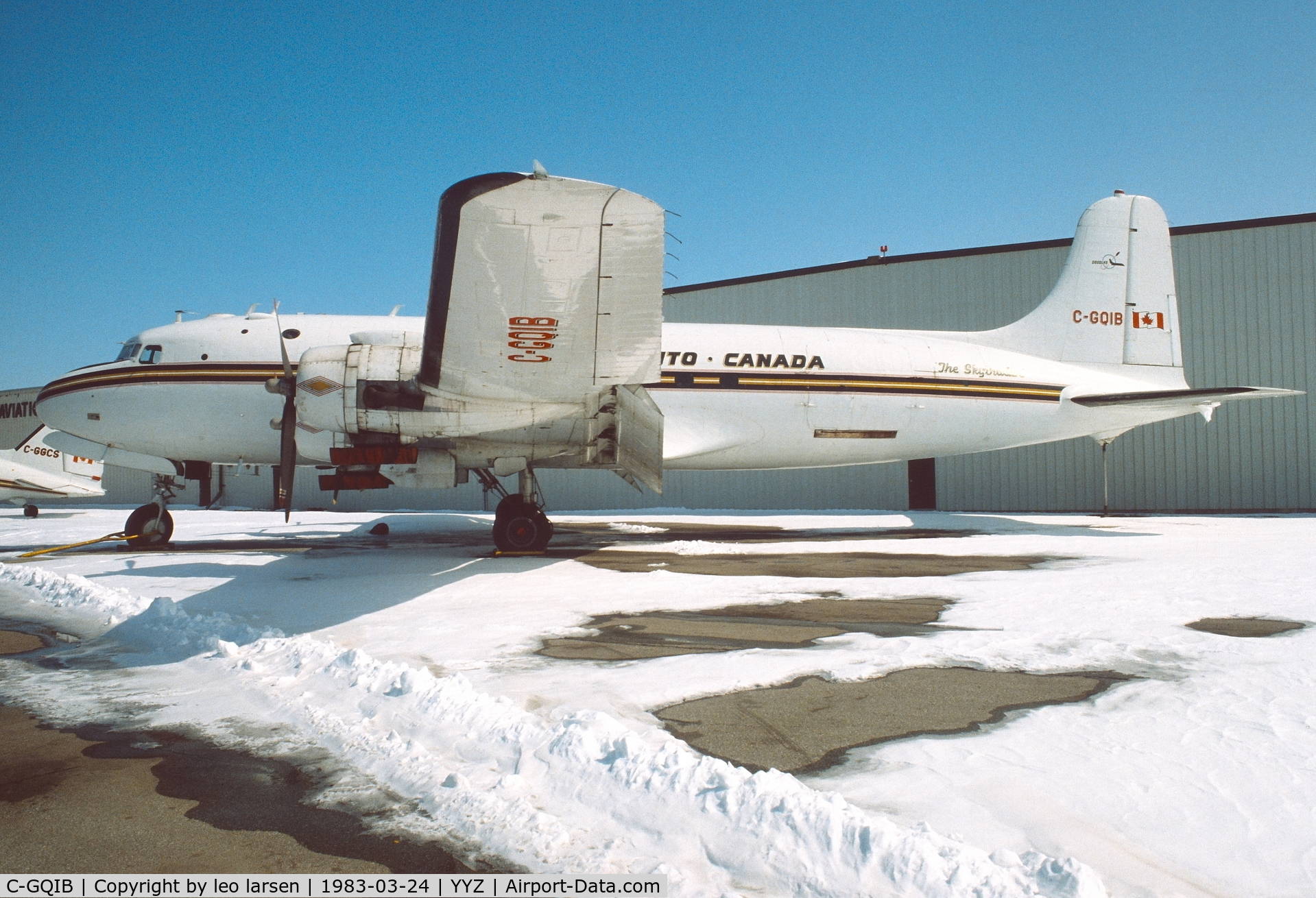 C-GQIB, 1945 Douglas C-54E Skymaster (DC-4A) C/N DO316, Toronto 24.3.1983