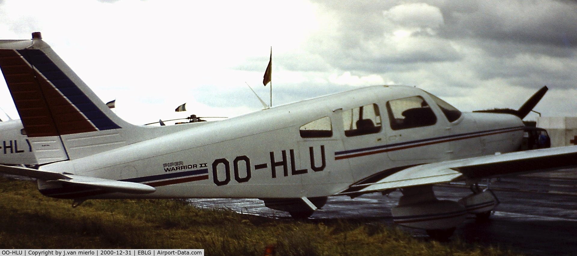 OO-HLU, Piper PA-28-161 Warrior II C/N 288016287, Bierset open door