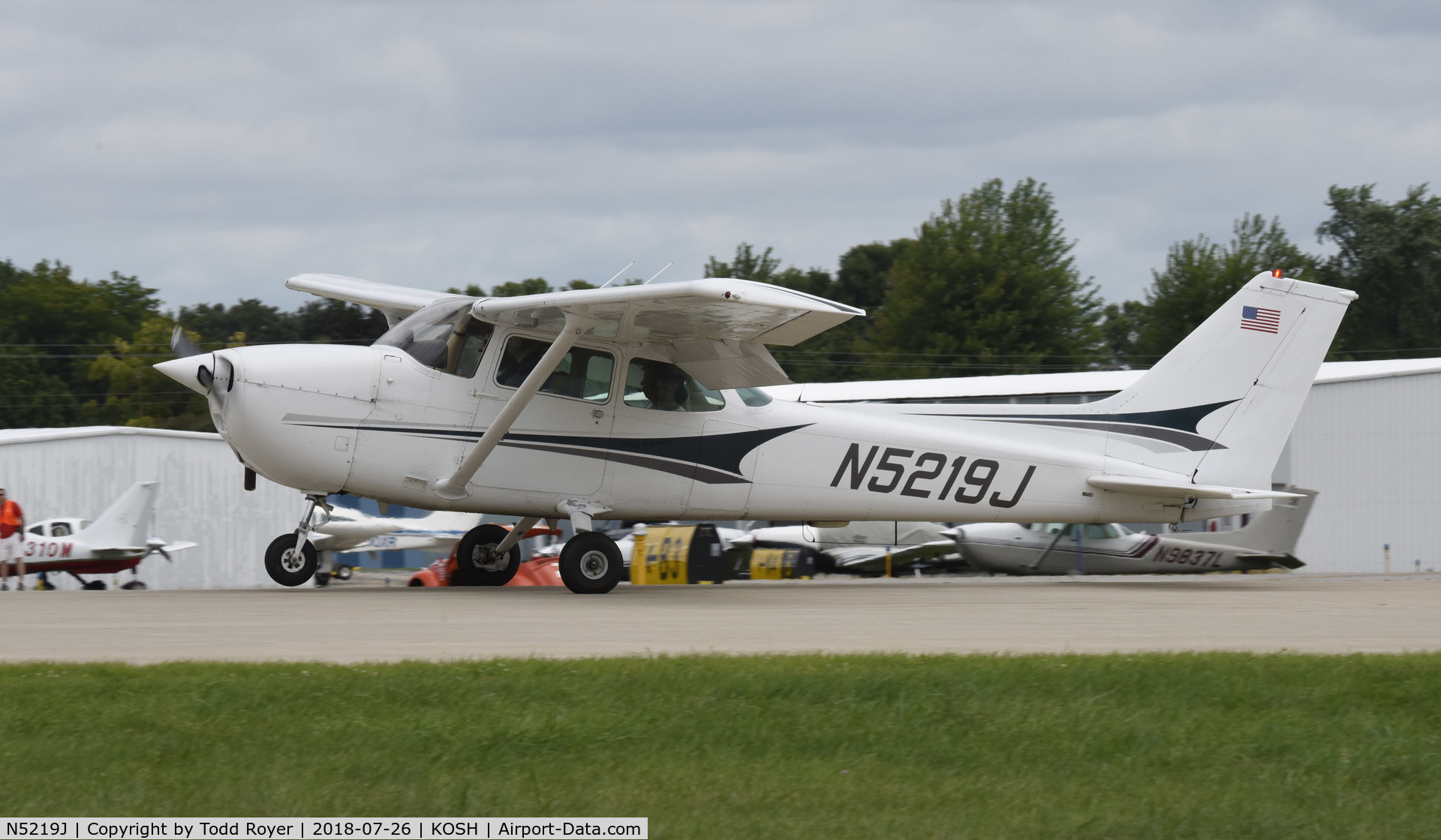 N5219J, 1980 Cessna 172N C/N 17273737, Airventure 2018