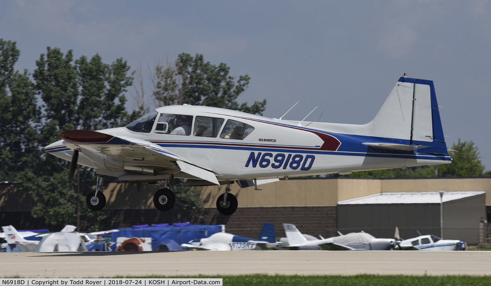 N6918D, 1962 Piper PA-23-160 Apache C/N 23-2038, Airventure 2018
