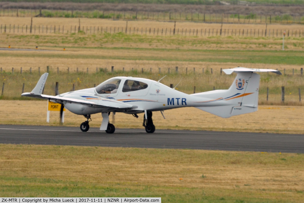 ZK-MTR, Diamond DA-42 Twin Star Twin Star C/N 42.AC142, At Napier/Hastings