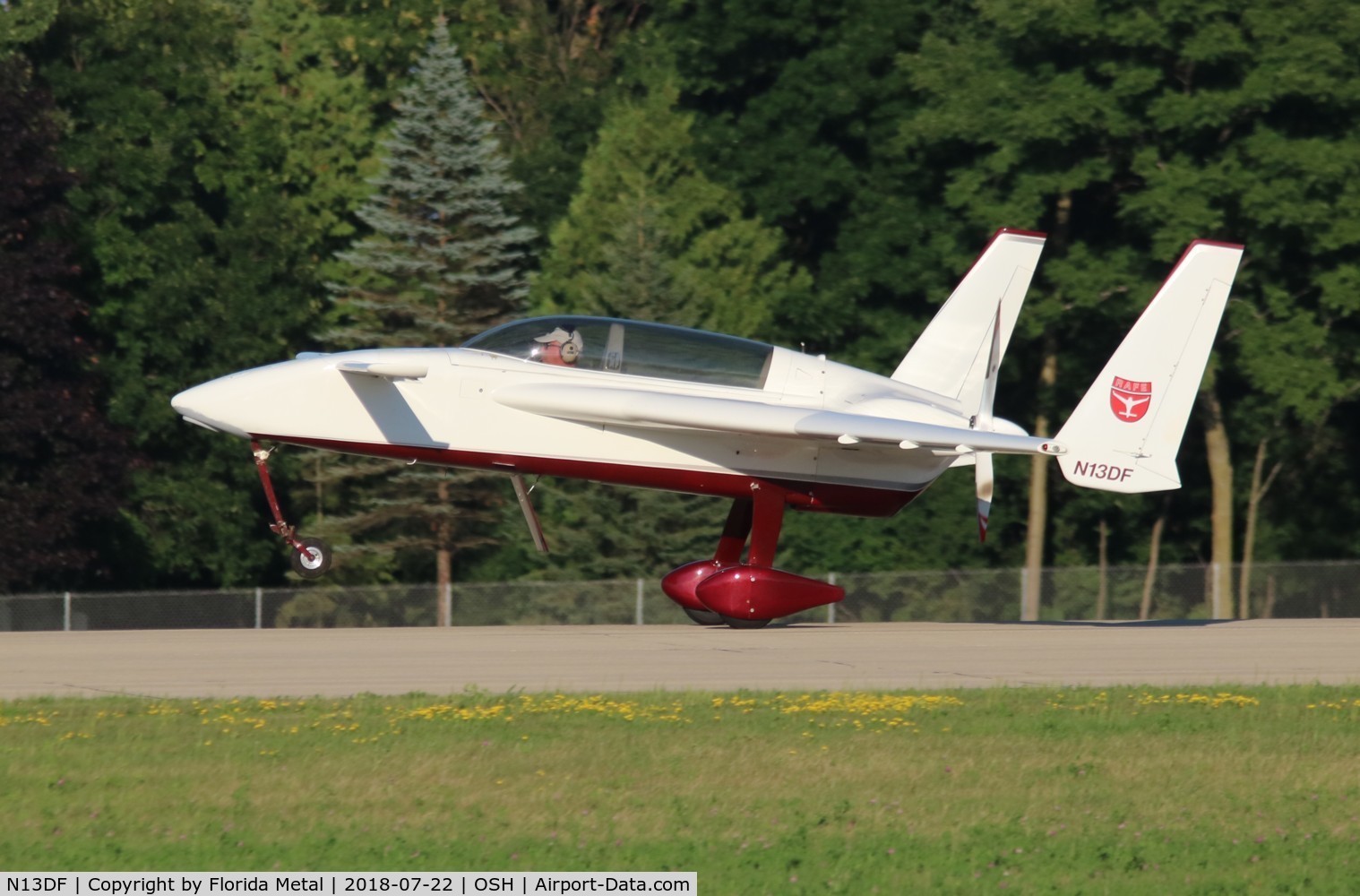 N13DF, 1989 Rutan Long-EZ C/N 2072-L, Long EZ