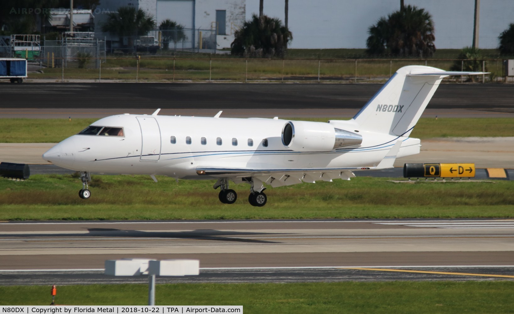 N80DX, 1998 Bombardier Challenger 604 (CL-600-2B16) C/N 5365, Challenger 604