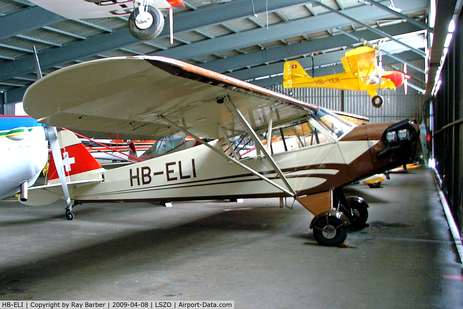 HB-ELI, 1944 Piper L-4J Grasshopper (J3C-65D) C/N 13129, HB-ELI   Piper L-4J Grasshopper [13129] Luzern-Beromunster~HB 8/4/2009