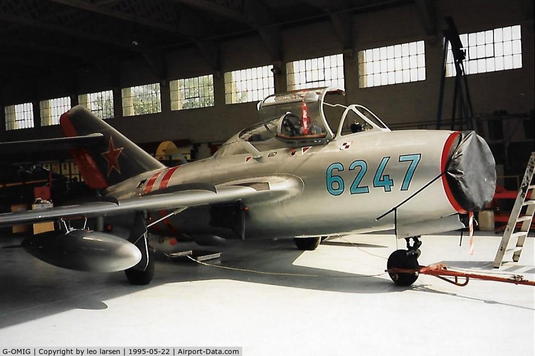 G-OMIG, 1956 PZL-Mielec SBLim-2 (MiG-15UTI) C/N 622047, Duxford 22.5.1995