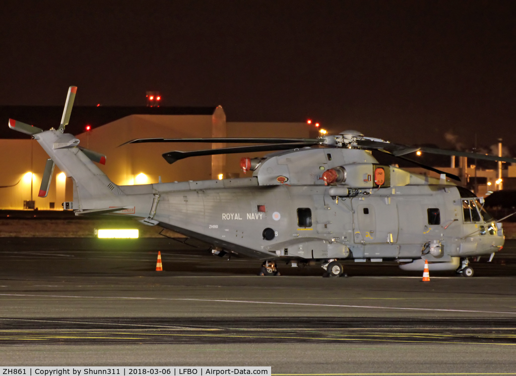 ZH861, AgustaWestland EH-101 Merlin HM.2 C/N 50168/RN41, Parked at the General Aviation area for a night stop...