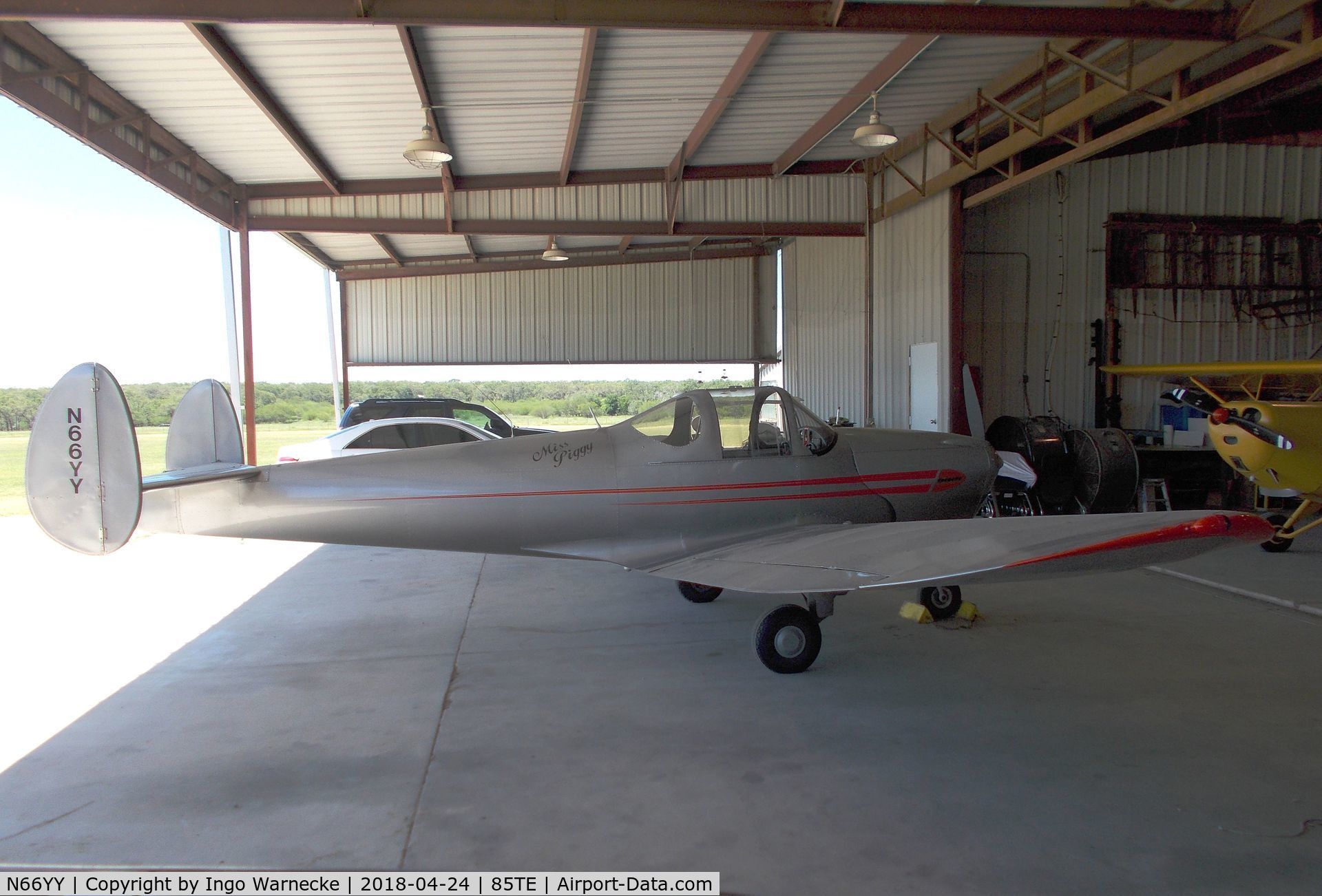 N66YY, 1946 Erco 415C Ercoupe C/N 1643, Ercoupe 415-C at the Pioneer Flight Museum, Kingsbury TX