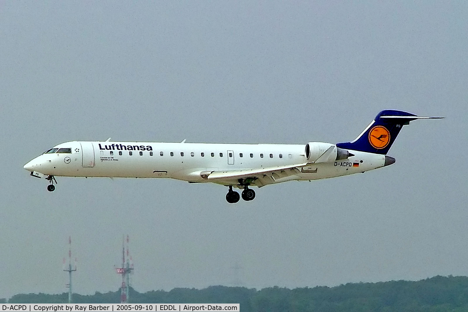 D-ACPD, 2001 Canadair CRJ-701ER (CL-600-2C10) Regional Jet C/N 10015, D-ACPD   Canadair CRJ-700 [10015] (Lufthansa Regional / CityLine) Dusseldorf~D 10/09/2005