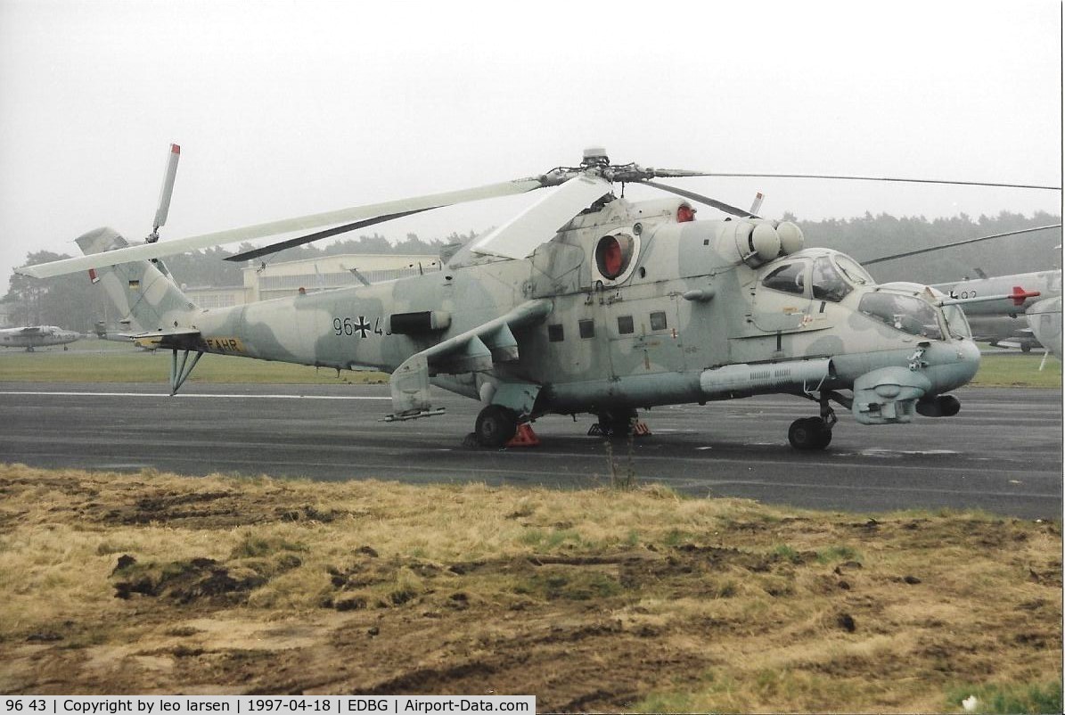 96 43, Mil Mi-24P Hind F C/N 340333, Berlin Gatow Museum 18.4.1997