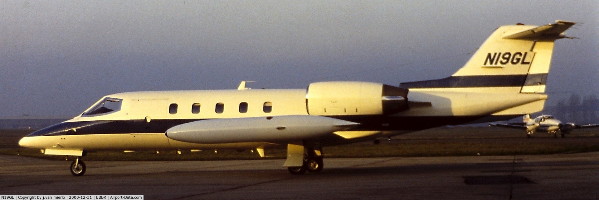 N19GL, 1981 Gates Learjet 35A C/N 35-415, Brussels G.A.T.