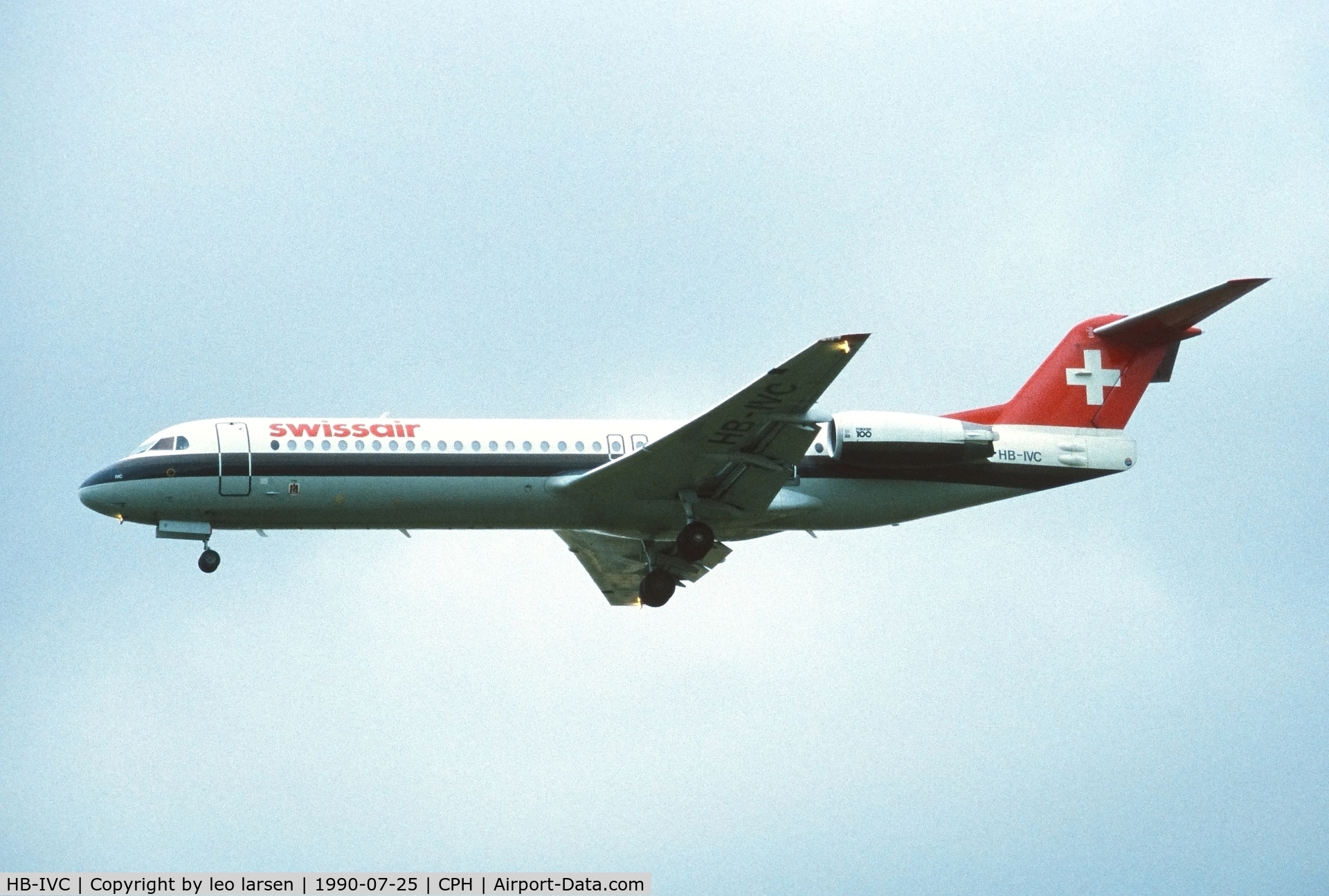 HB-IVC, 1988 Fokker 100 (F-28-0100) C/N 11251, Copenhagen 25.7.1990