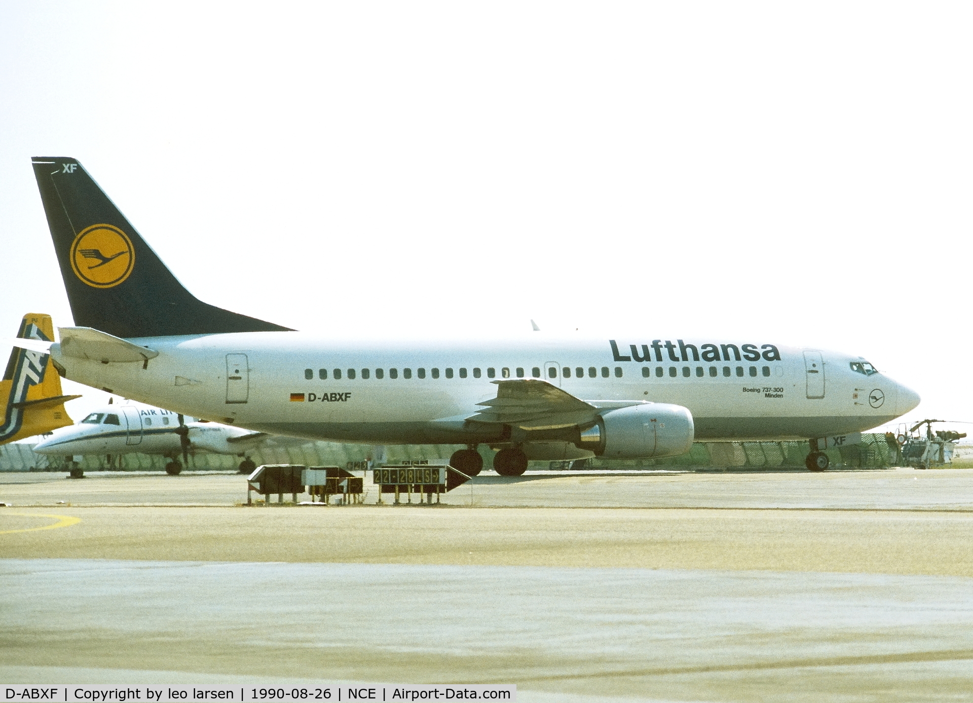D-ABXF, 1986 Boeing 737-330 C/N 23527, Nice 26.8.1990