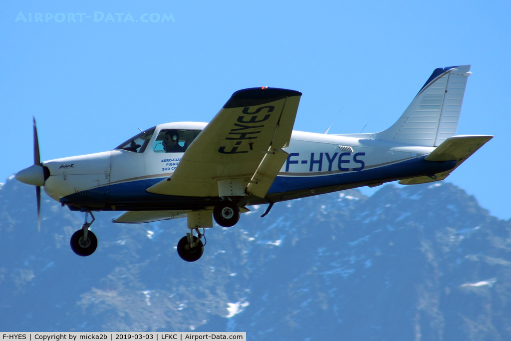 F-HYES, Piper PA-28-181 Archer II C/N 28-8190109, Landing