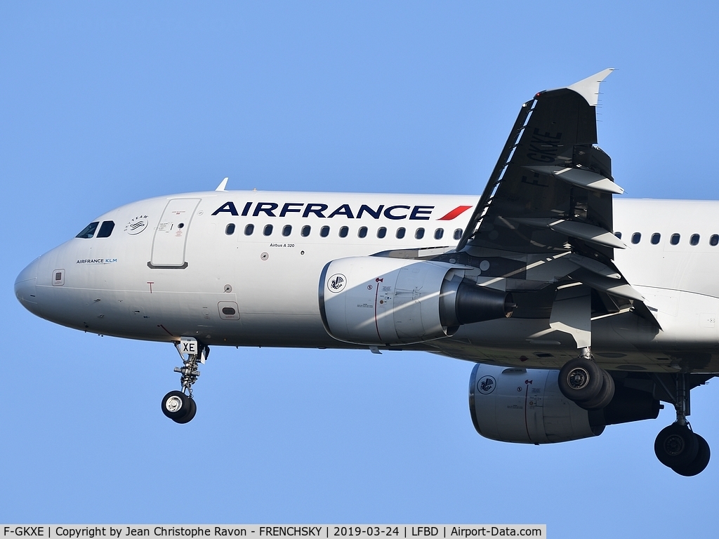 F-GKXE, 2002 Airbus A320-214 C/N 1879, AF6264 from Paris Orly landing runway 05