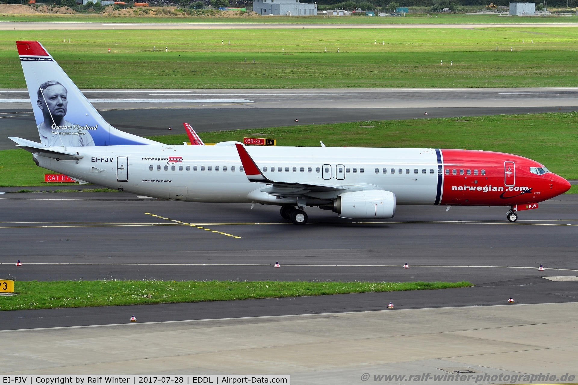 EI-FJV, 2016 Boeing 737-8JP C/N 42080, Boeing 737-8JP(W) - IBK Norwegian Air International 'Gustav Vigeland' - 42080 - EI-FJV - 28.07.2017 - DUS