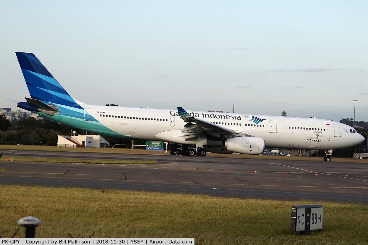 PK-GPY, 2015 Airbus A330-343 C/N 1671, taxiing