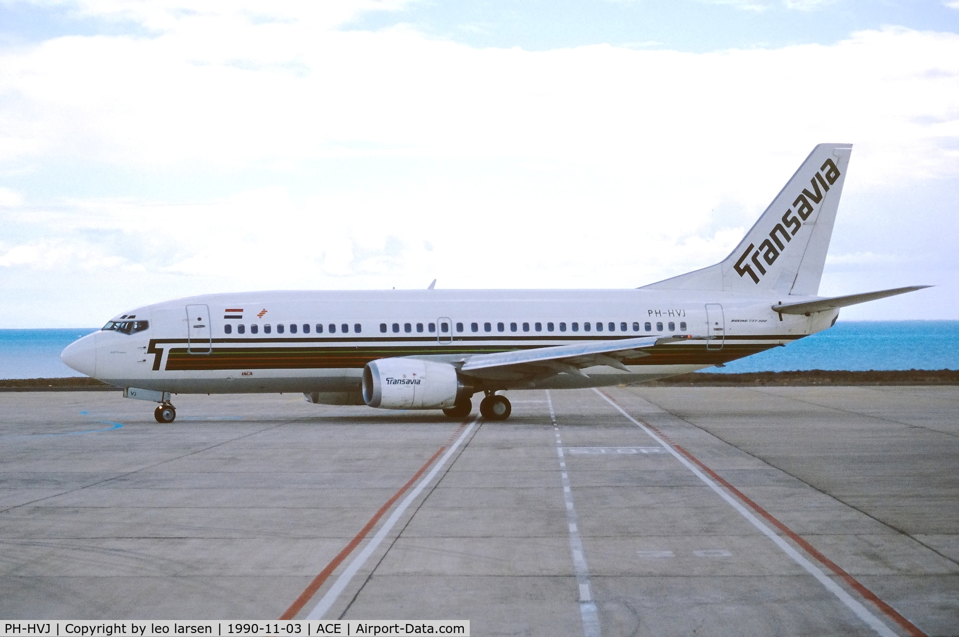 PH-HVJ, 1987 Boeing 737-3K2 C/N 23738, Lanzarote 3.11.1990