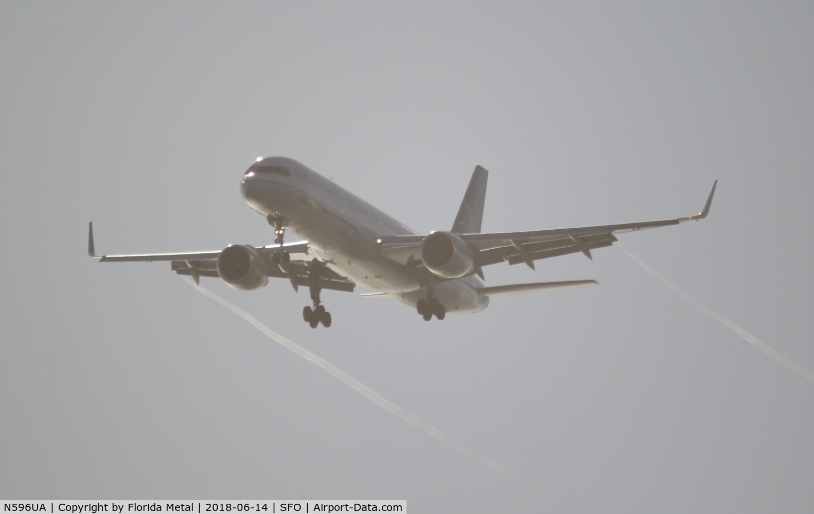 N596UA, 1998 Boeing 757-222 C/N 28749, United