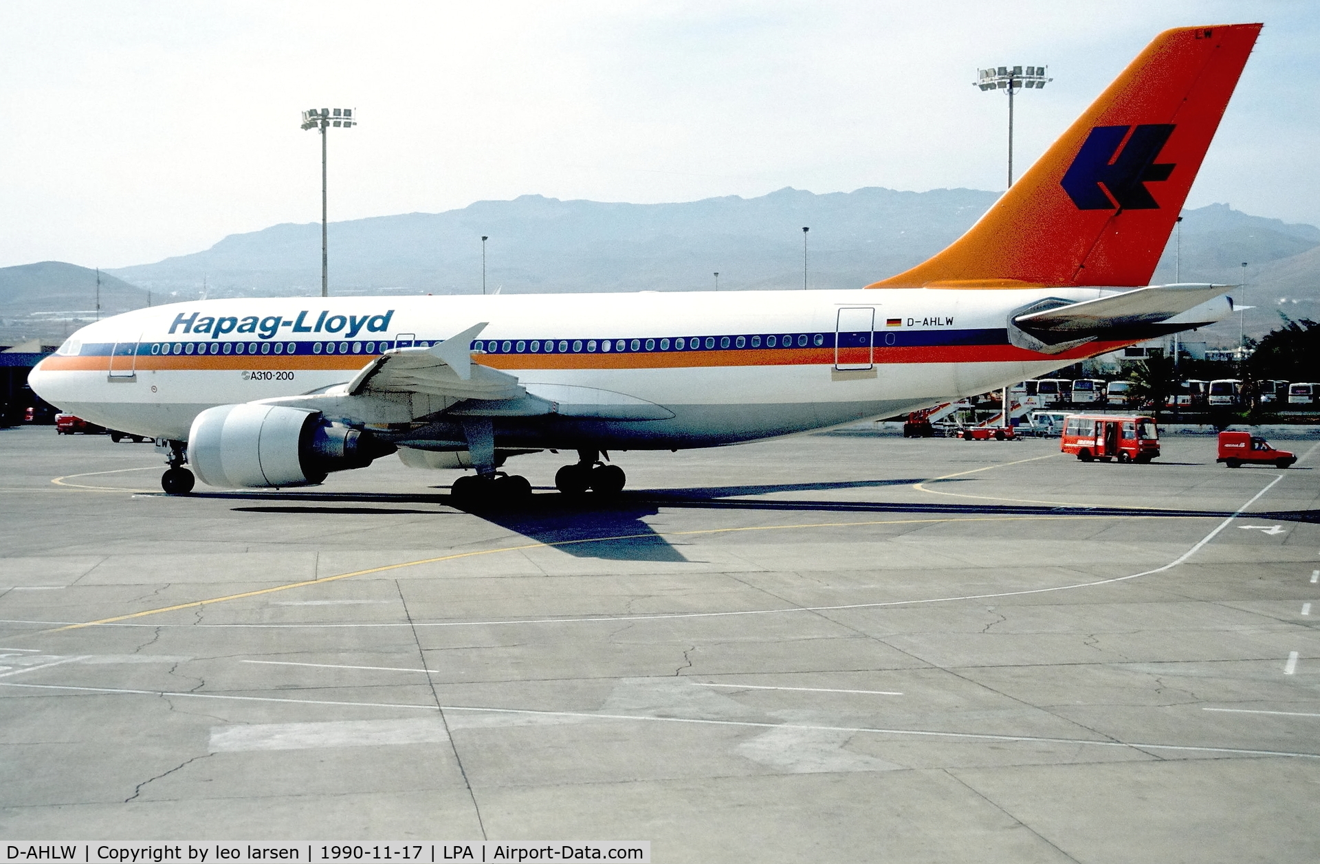 D-AHLW, 1986 Airbus A310-204 C/N 427, Las Palmas 17.11.1990