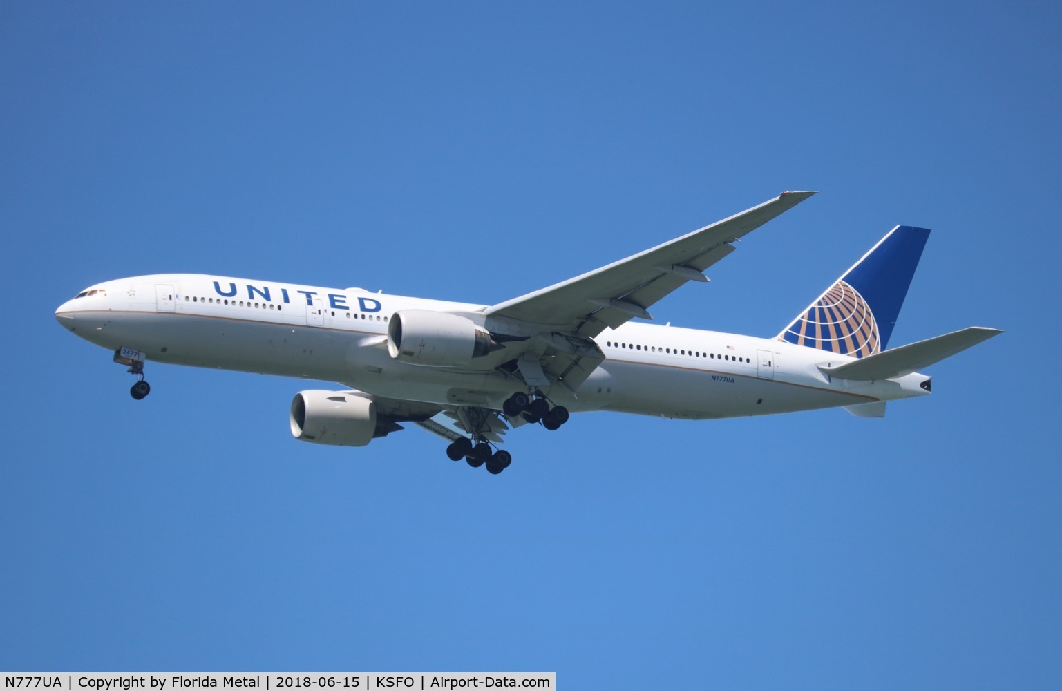 N777UA, 1995 Boeing 777-222 C/N 26916, United