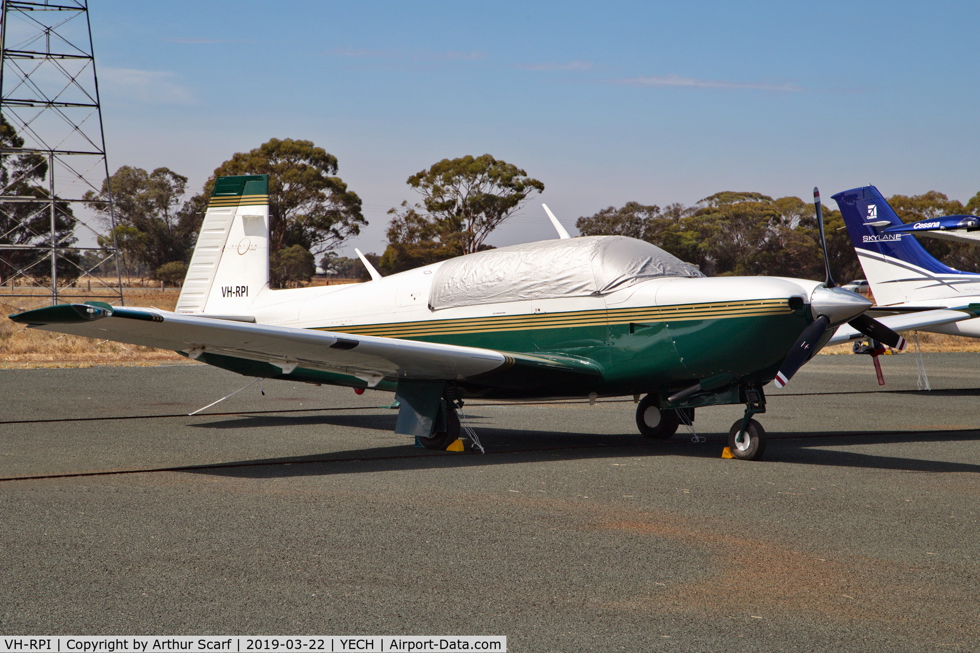 VH-RPI, 1996 Mooney M20R Ovation C/N 29-0091, VH-RPI Antique Aeroplane Association of Australia fly in Echuca Vic 2019