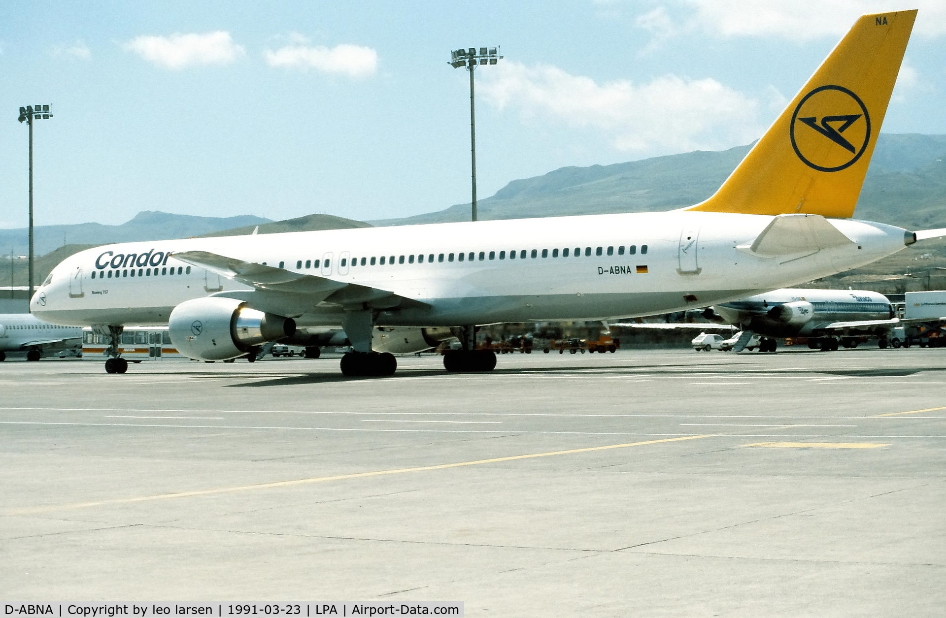 D-ABNA, 1990 Boeing 757-230 C/N 24737, Las Palmas 23.3.1991