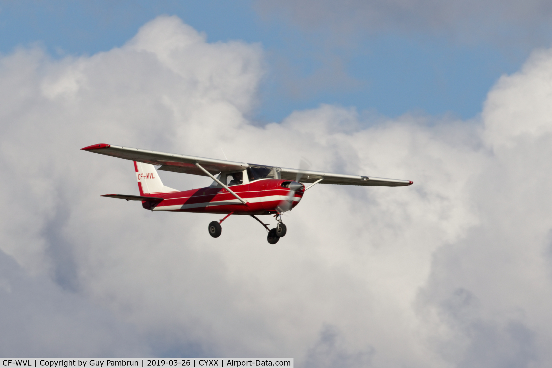 CF-WVL, 1968 Cessna 150H C/N 15068151, Landing