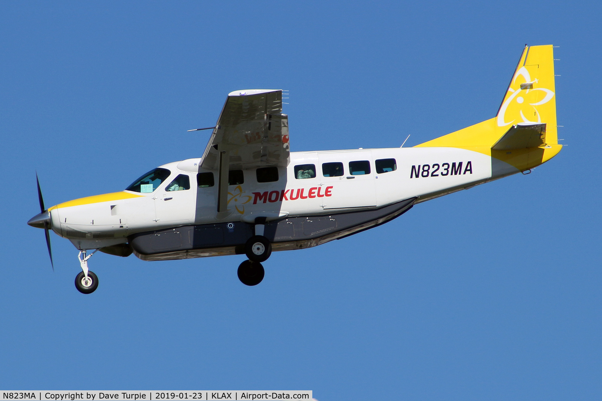 N823MA, 2018 Cessna 208B C/N 208B5470, Mokulele Airlines is primarily a Hawaiian airline.  This partiular plane shuttles between KLAX and Imperial, California.