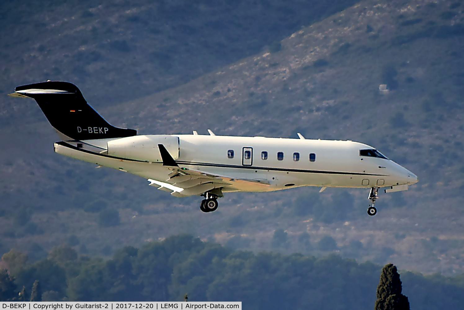 D-BEKP, 2009 Bombardier Challenger 300 (BD-100-1A10) C/N 20275, At Malaga