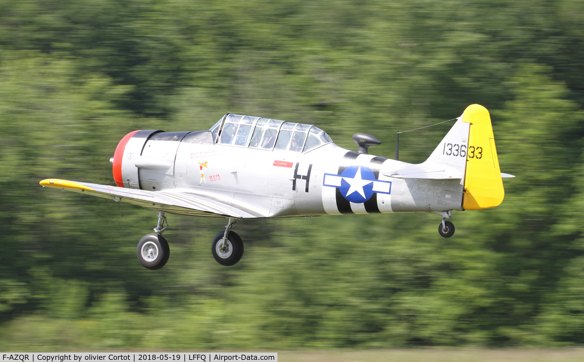 F-AZQR, 1941 North American AT-6C Harvard IIA C/N 88-12326, Ferte alais airshow