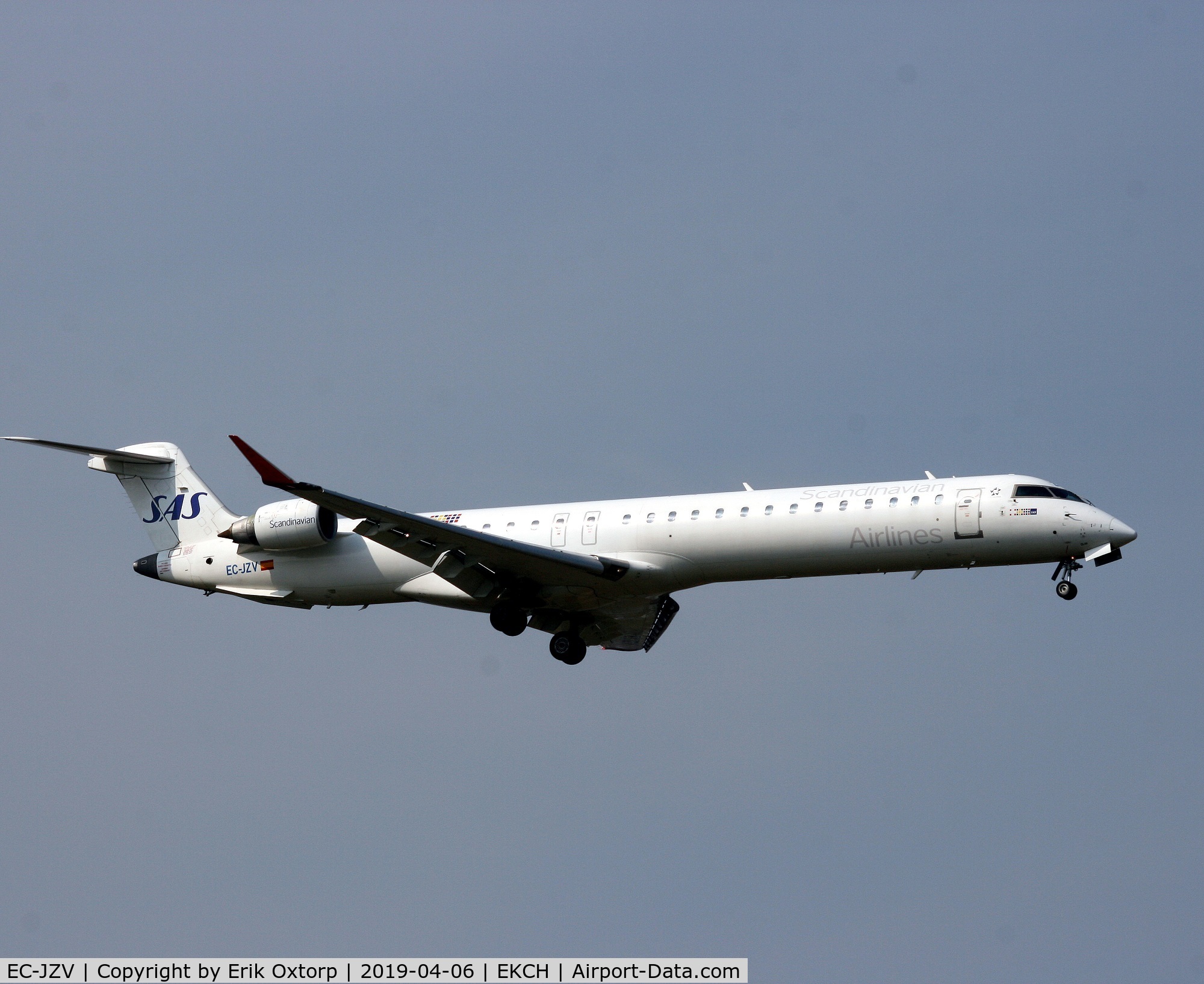 EC-JZV, 2007 Bombardier CRJ-900 (CL-600-2D24) C/N 15117, EC-JZV landing rw 04L