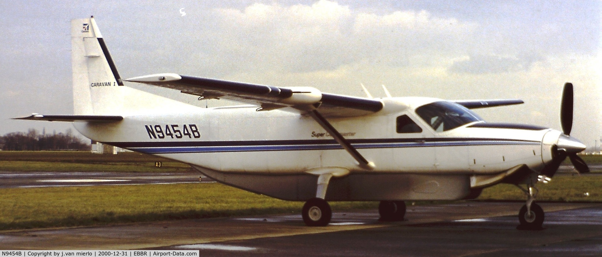 N9454B, 1988 Cessna 208B Grand Caravan C/N 208B0072, Brussels, Belgium G.A.T.