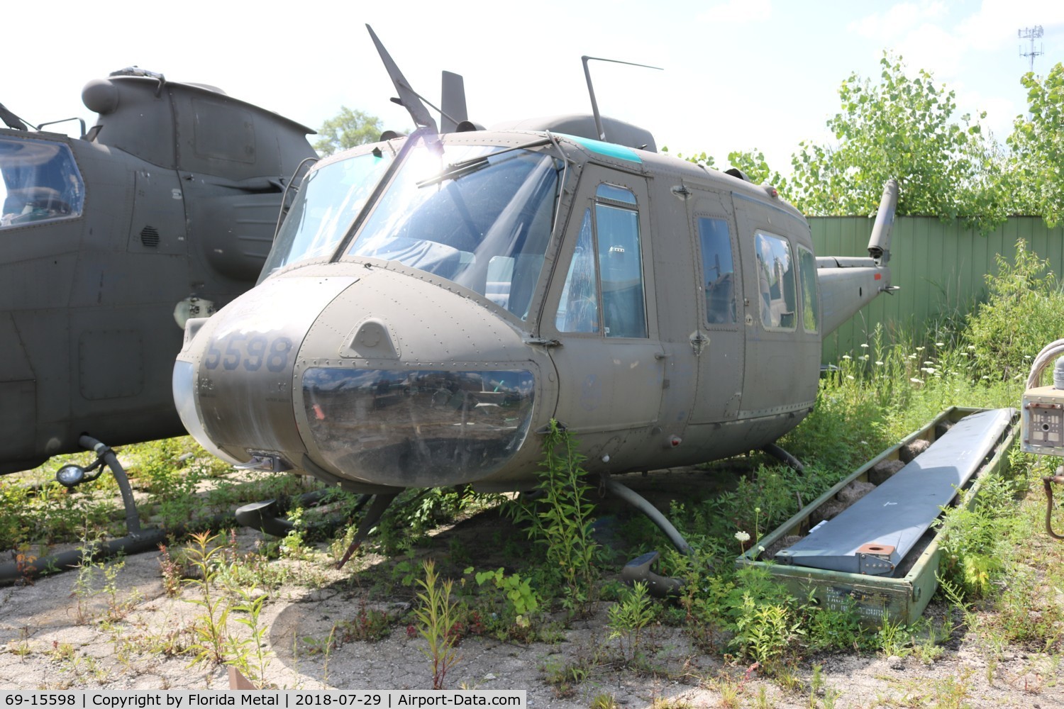69-15598, 1969 Bell UH-1H Iroquois C/N 11886, UH-1H at Russell