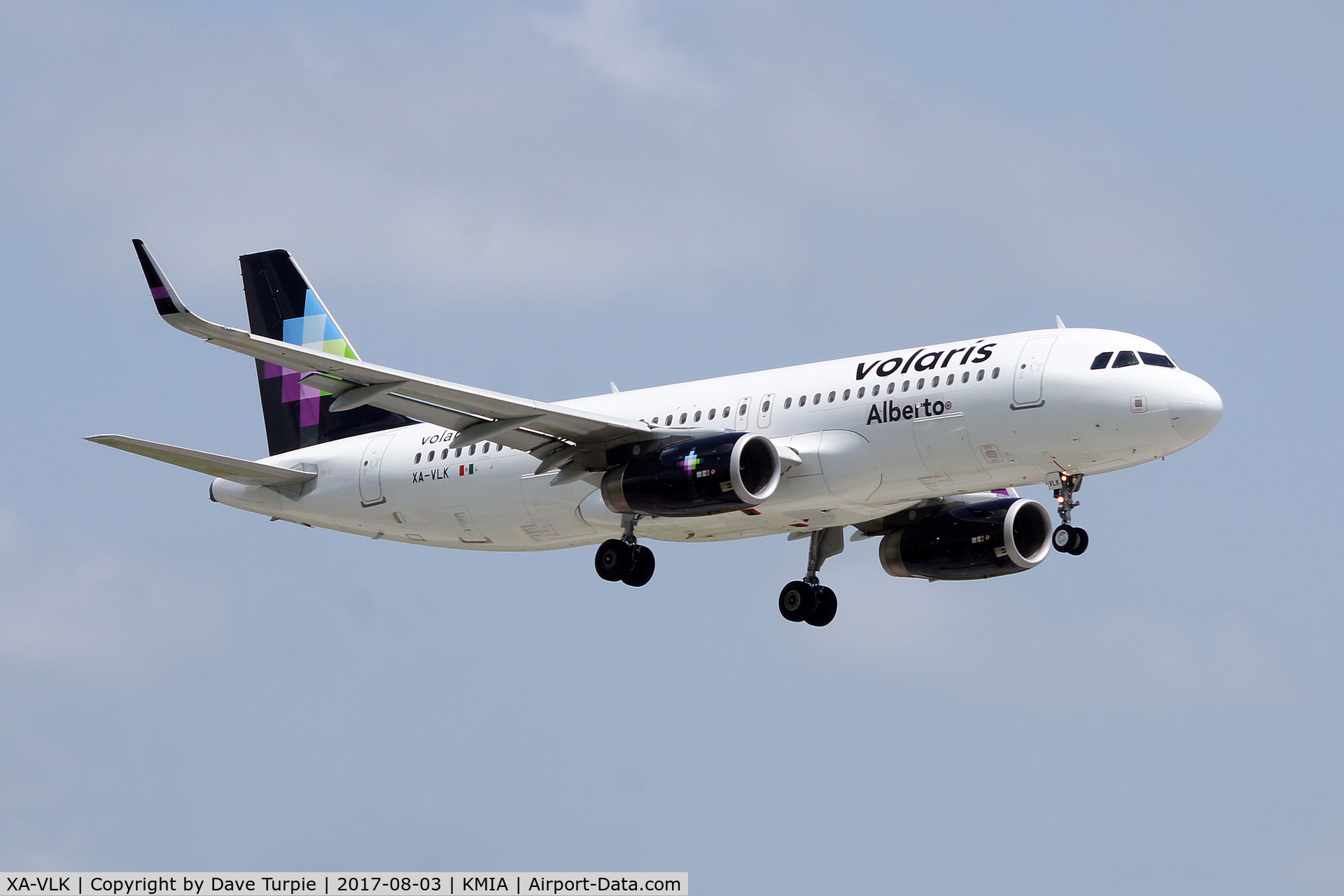 XA-VLK, 2015 Airbus A320-233 C/N 6610, Now named Alberto.