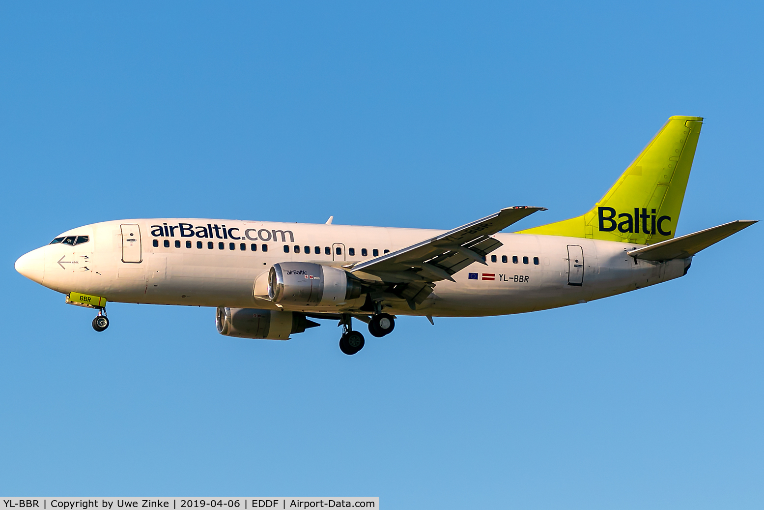 YL-BBR, 1998 Boeing 737-31S C/N 29266, eveming