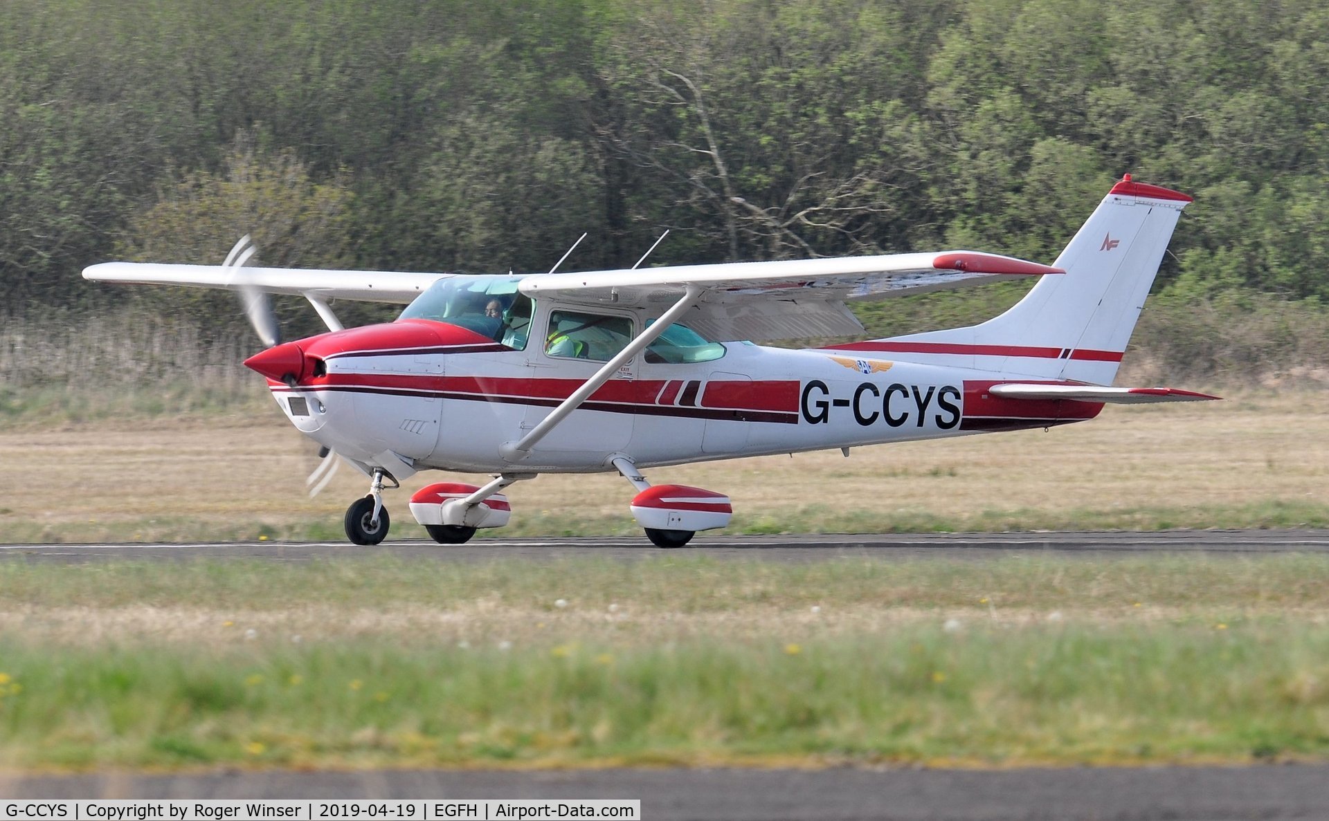 G-CCYS, 1979 Reims F182Q Skylane C/N 0126, Visiting Skylane.