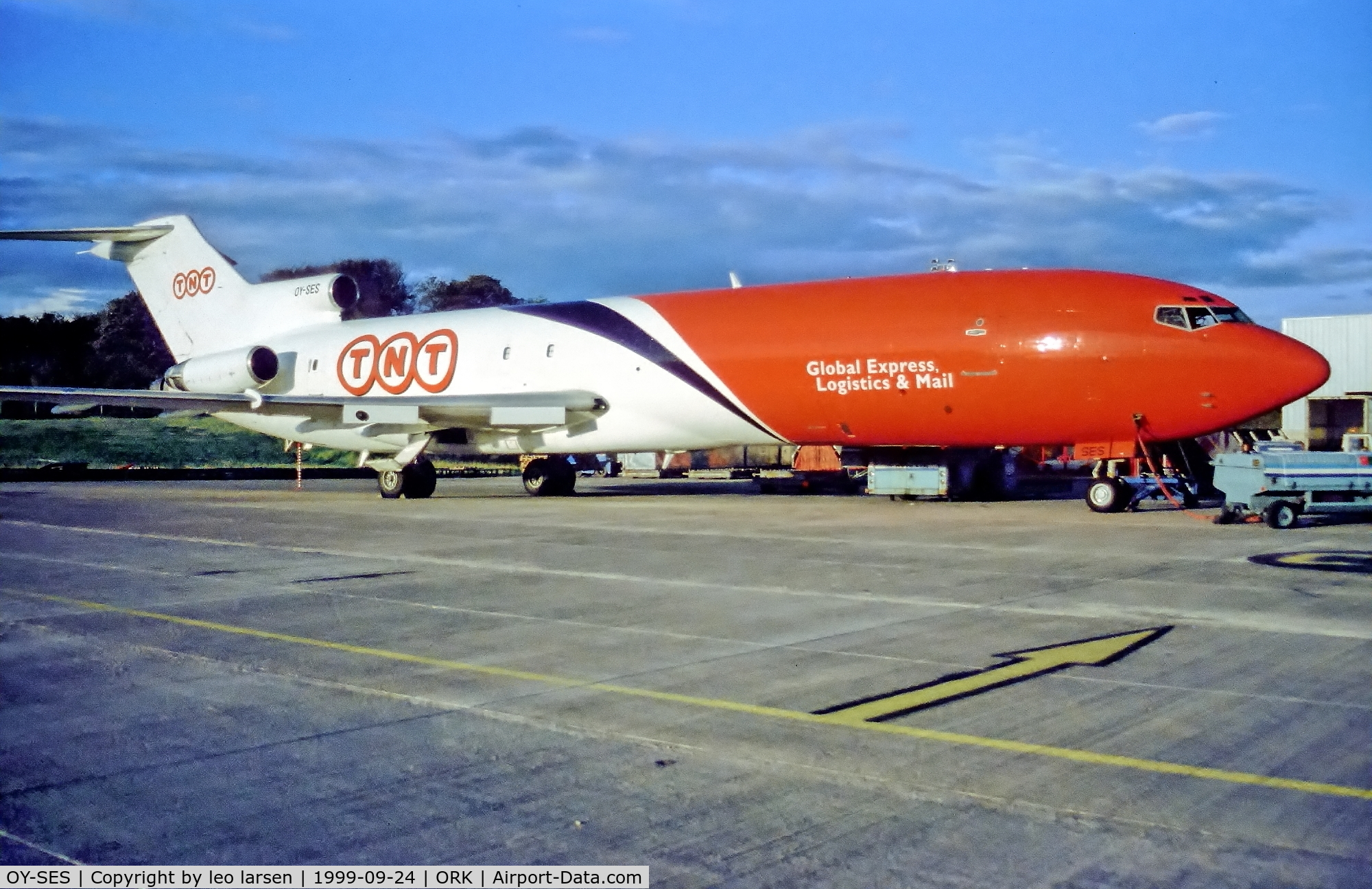 OY-SES, 1969 Boeing 727-251 C/N 19977, ORK Cork 4.9.1999