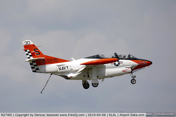 N27WS, North American T-2B Buckeye C/N 310-30, Sanders T-2B Buckeye  C/N 1155235, N27WS