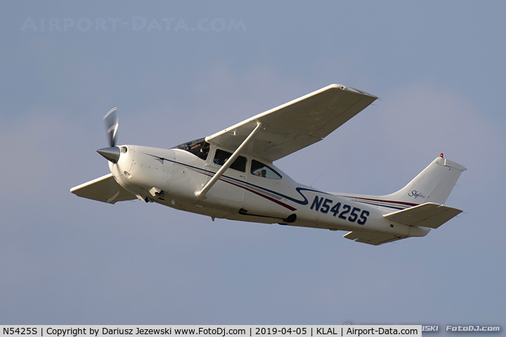 N5425S, 1980 Cessna R182 Skylane RG C/N R18201570, Cessna R182 Skylane RG  C/N R18201570 , N5425S