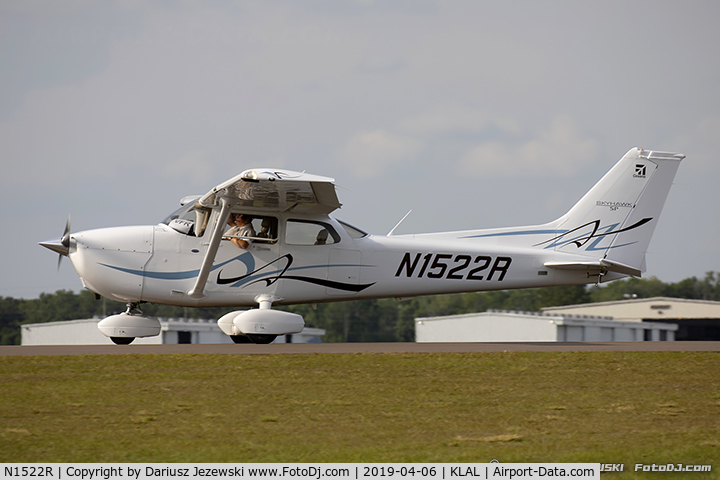 N1522R, 2008 Cessna 172S C/N 172S10716, Cessna 172S Skyhawk  C/N 172S10716 , N1522R