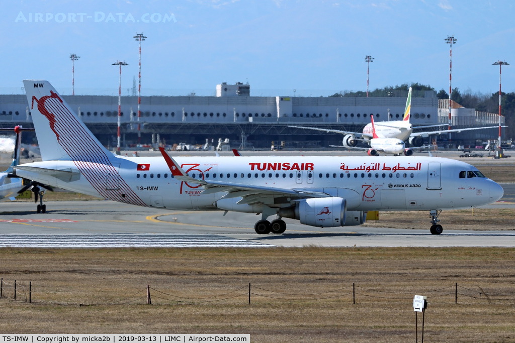 TS-IMW, 2014 Airbus A320-214 C/N 6338, Taxiing