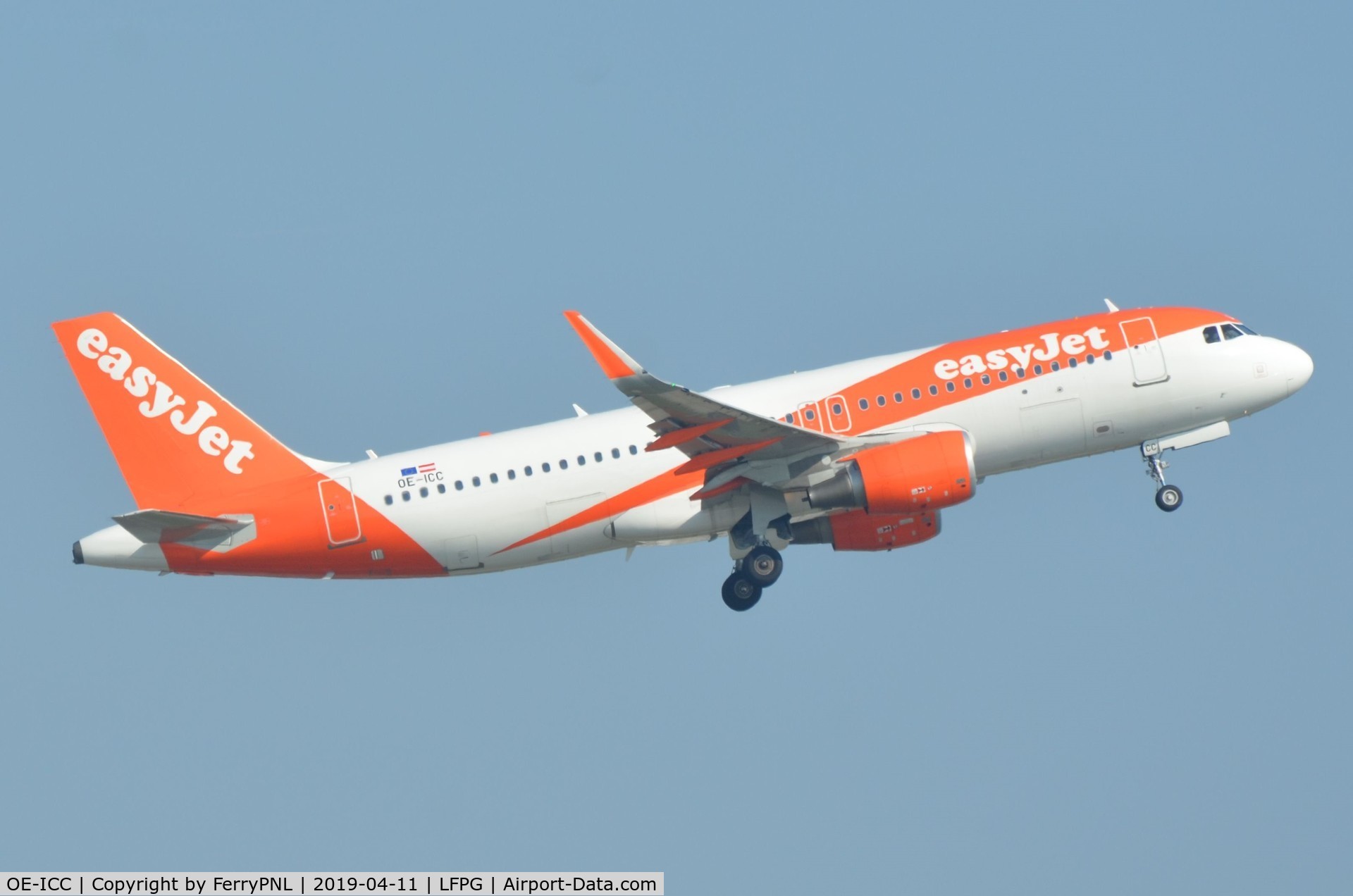 OE-ICC, 2015 Airbus A320-214 C/N 6680, Departure of Easyjet A320