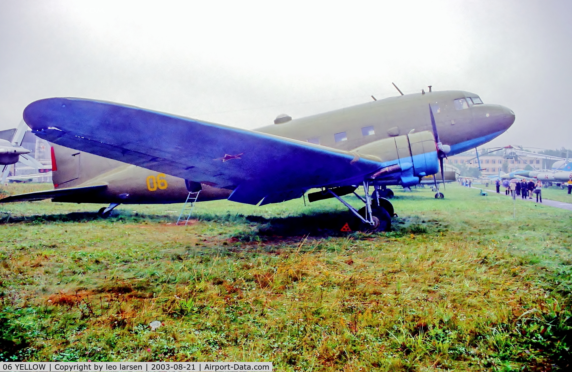 06 YELLOW, 1948 Lisunov Li-2T C/N 184 188 09, Monino Air Museum 21.8.2003