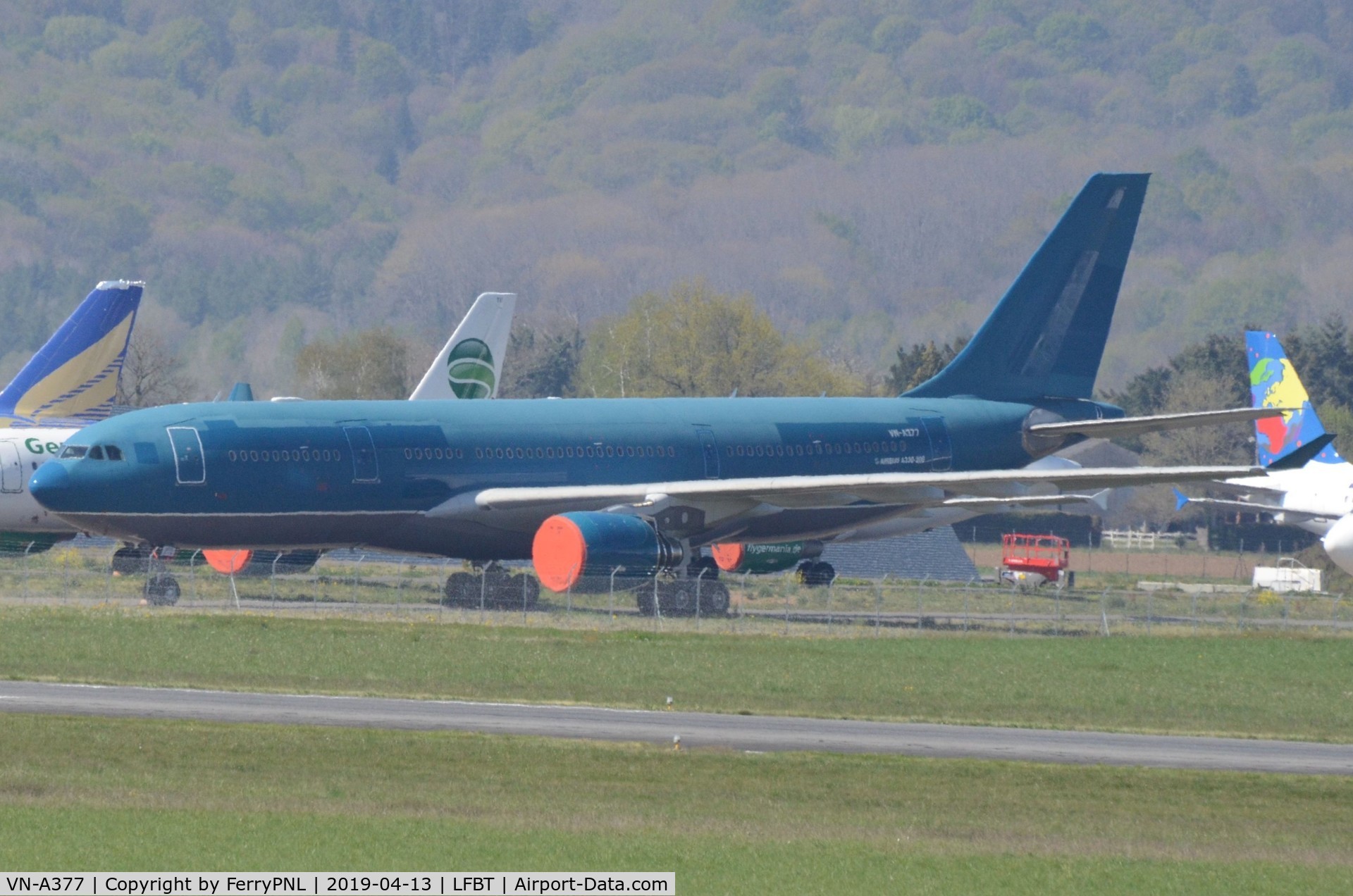 VN-A377, 2008 Airbus A330-223 C/N 962, Vietnam Airlines A332 stored in LDE