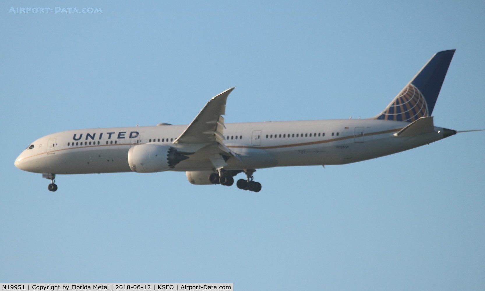 N19951, 2014 Boeing 787-9 Dreamliner C/N 36402, United