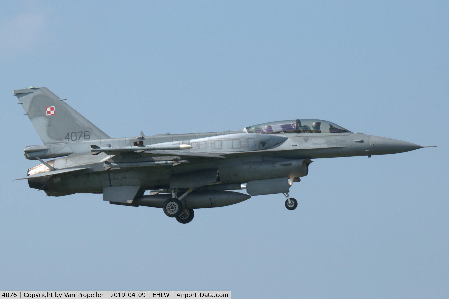 4076, Lockheed Martin F-16D Fighting Falcon C/N JD-1, Polish Air Force F-16D landing at Leeuwarden air base, the Netherlands, Frisian Flag 2019